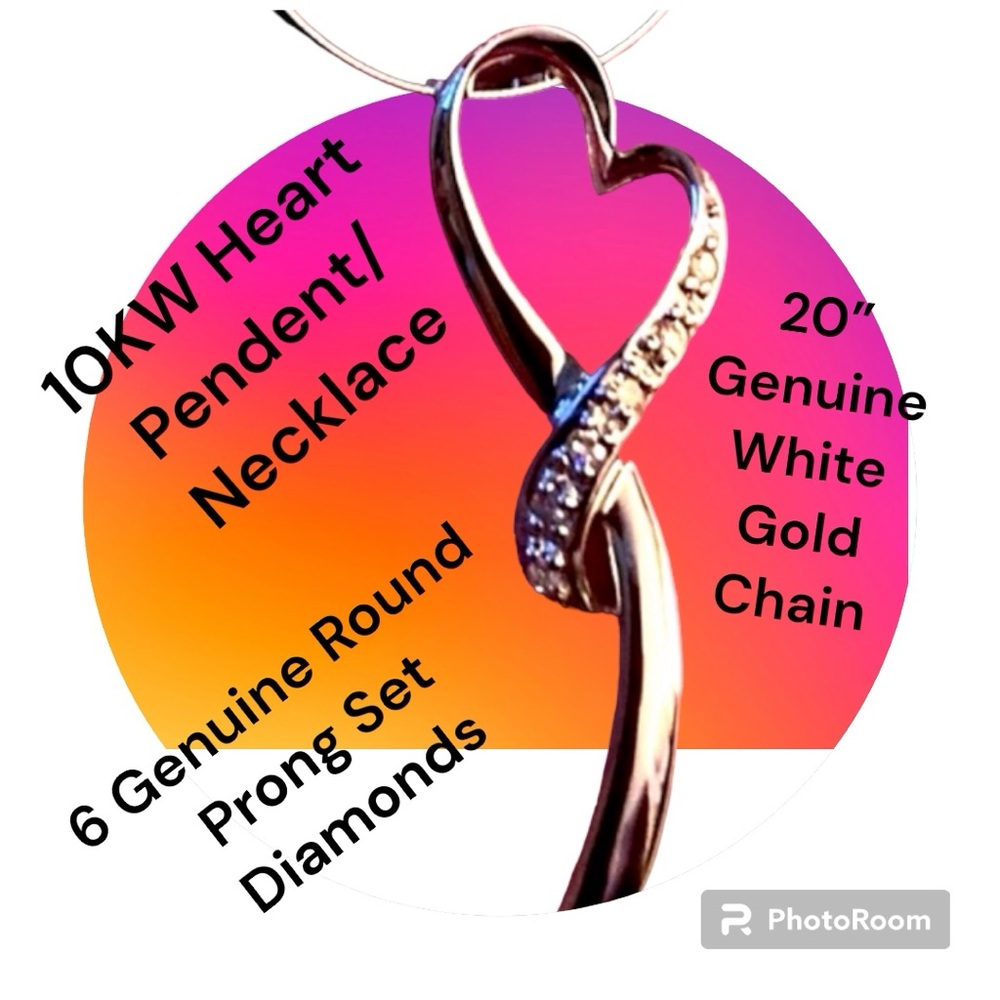 ❤️GENUINE 10KARAT WHITE GOLD AND DIAMOND HEART PENDANT WITH NECKLACE WT/4GRAMS❤️
